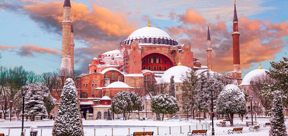 The Ultimate Guide to Visiting Istanbul in Winter