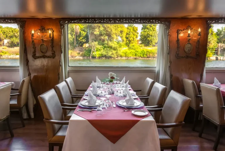 Table onboard Solaris Nile Cruise Restaurant