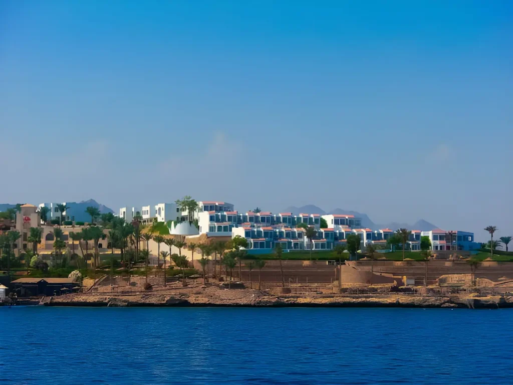 The beach and park area at Hotel Four Seasons Resort 