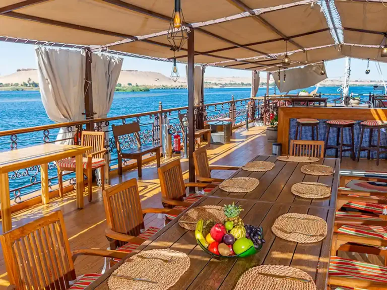 Sonesta Dahabeya Amirat dinning 4