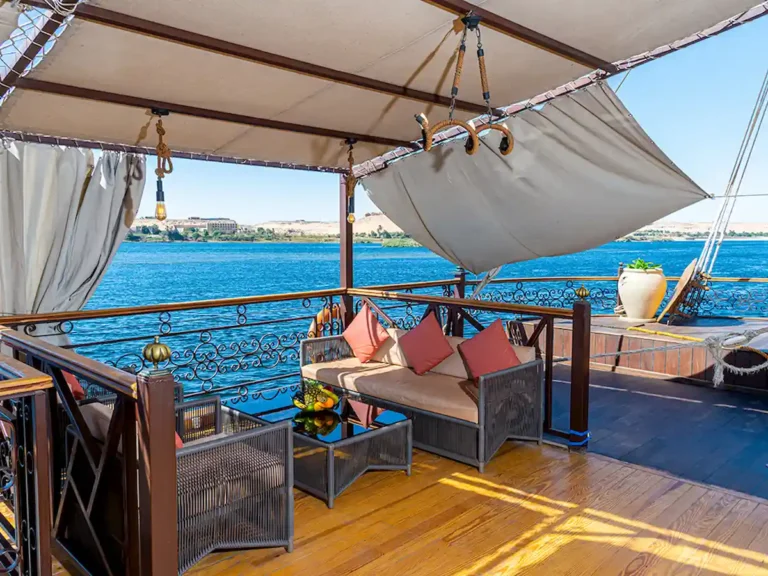 Sonesta Dahabeya Amirat sun deck 2